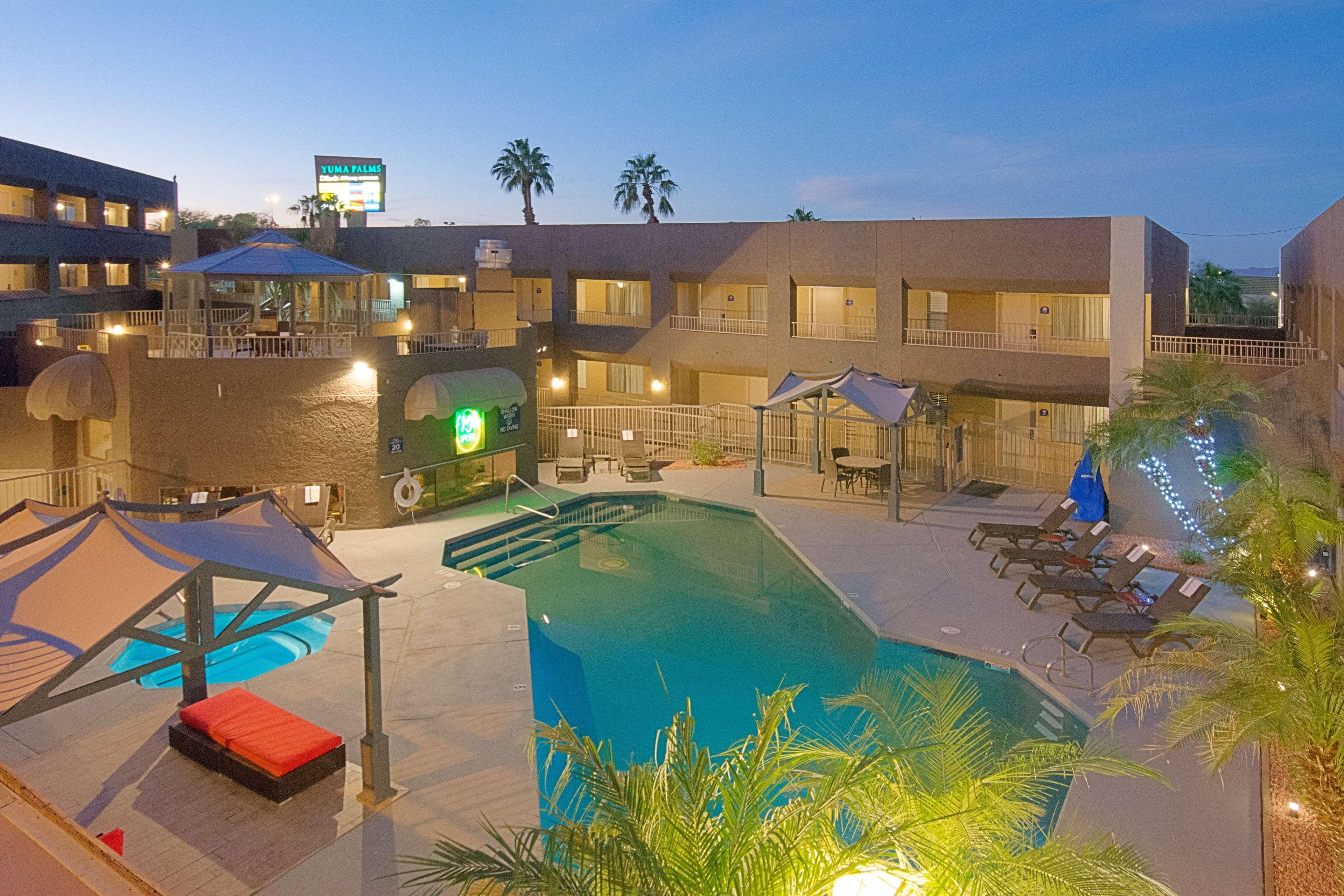 Best Western Yuma Mall Hotel & Suites Exterior photo