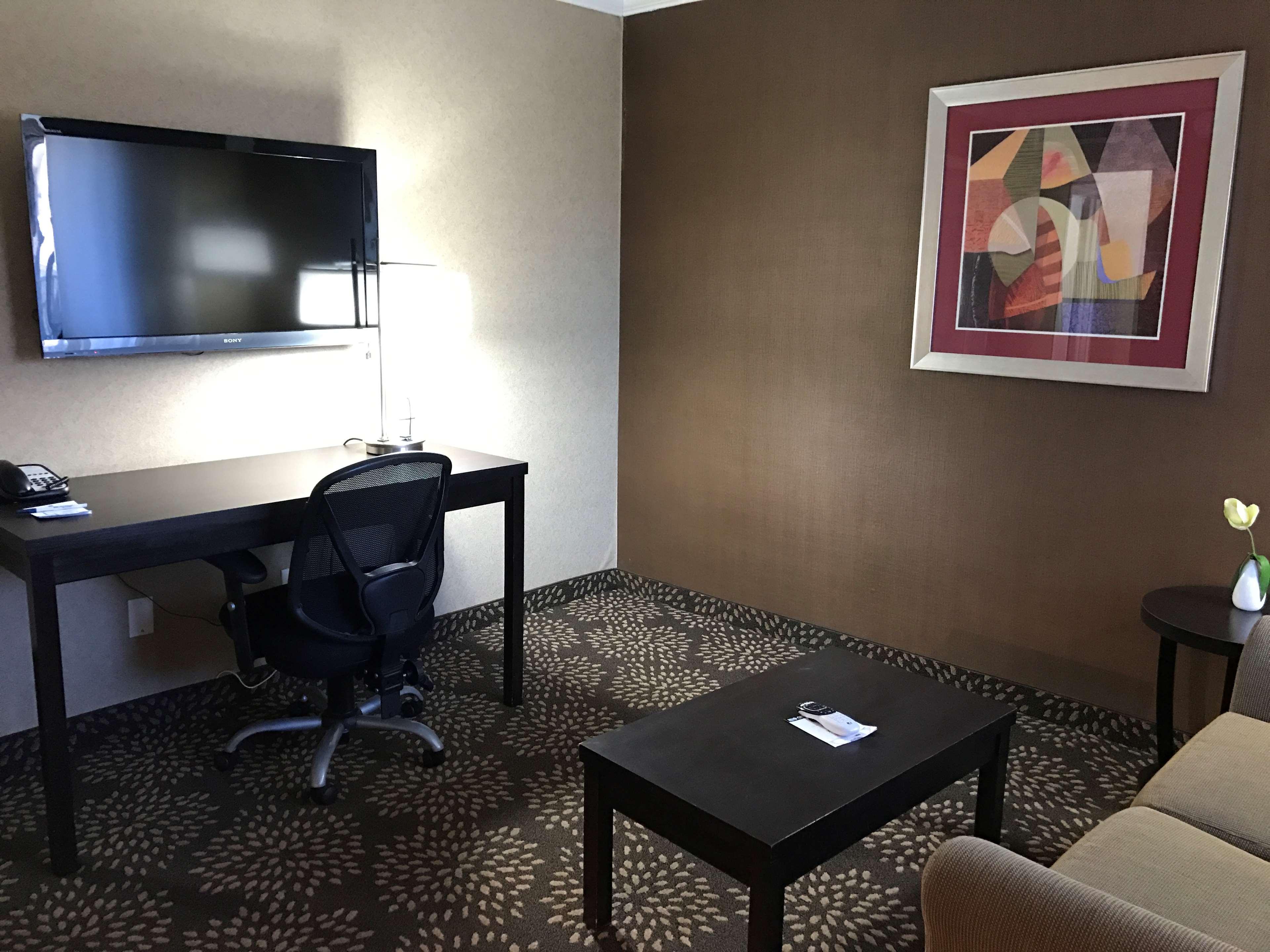 Best Western Yuma Mall Hotel & Suites Exterior photo