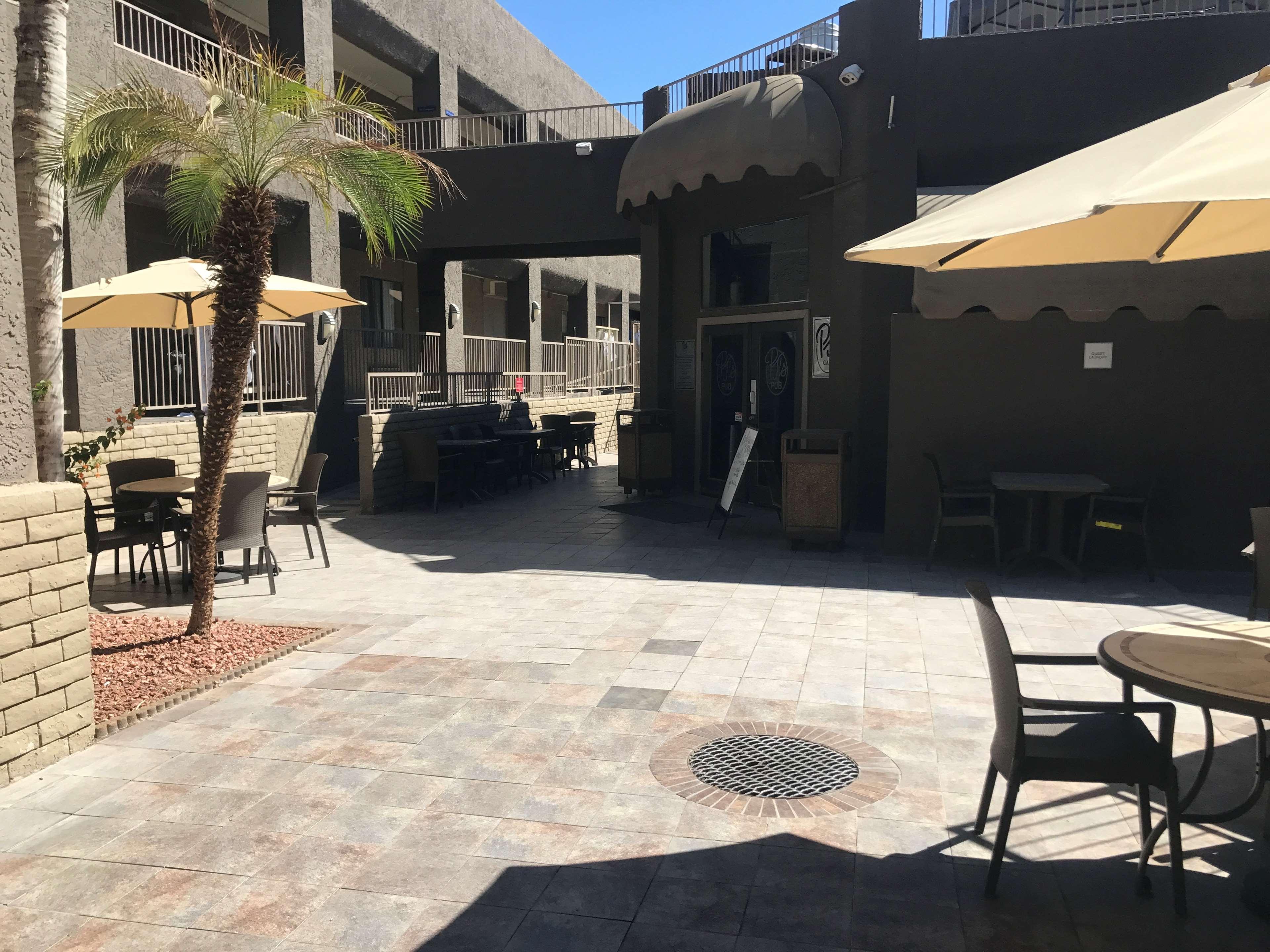 Best Western Yuma Mall Hotel & Suites Exterior photo