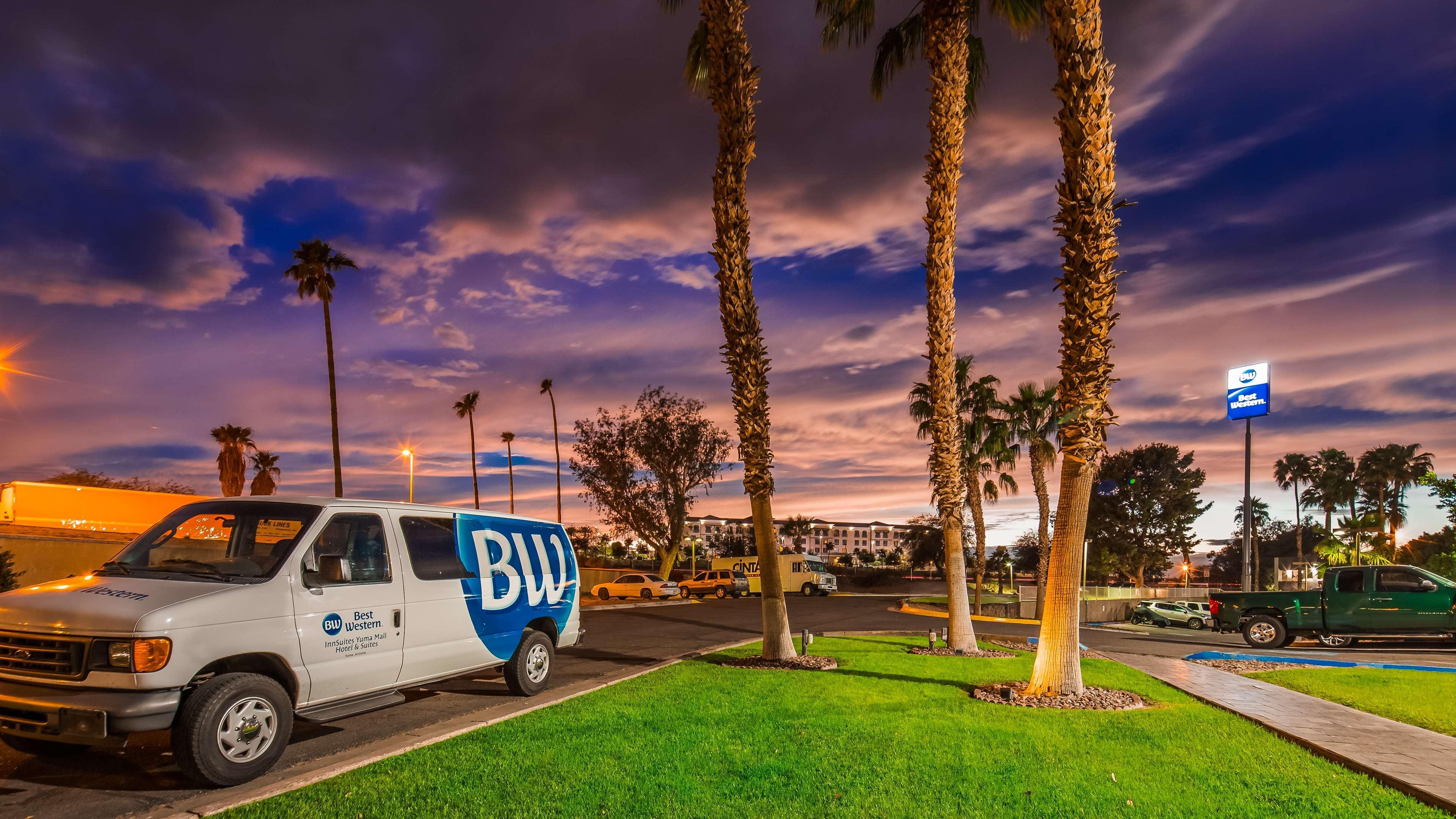 Best Western Yuma Mall Hotel & Suites Exterior photo