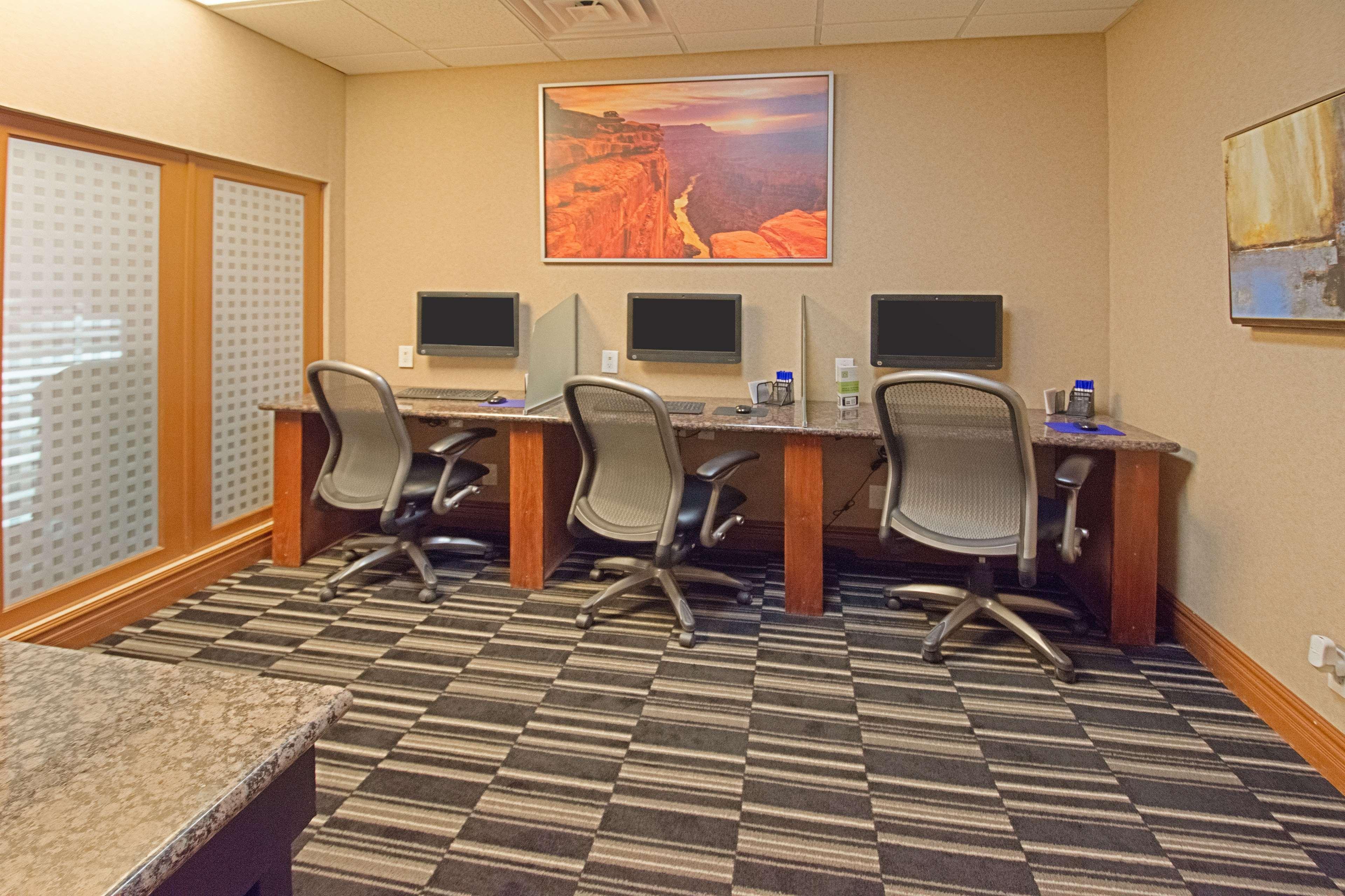 Best Western Yuma Mall Hotel & Suites Exterior photo